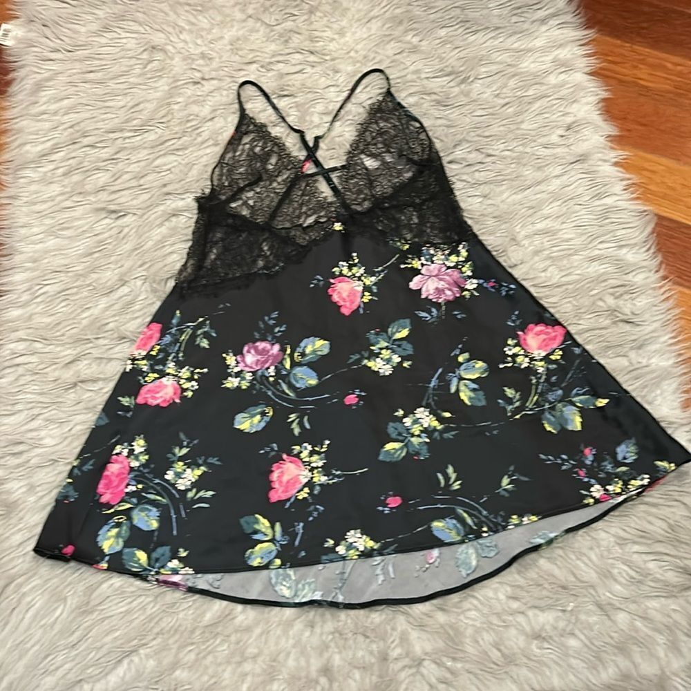 Victoria secret black and pink floral lace night gown - Picture 1 of 7
